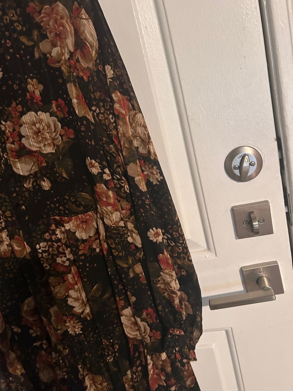 Ronni Nicole Long Sleeve Tie neck Floral Babydoll Mini Dress - Picture 6 of 6